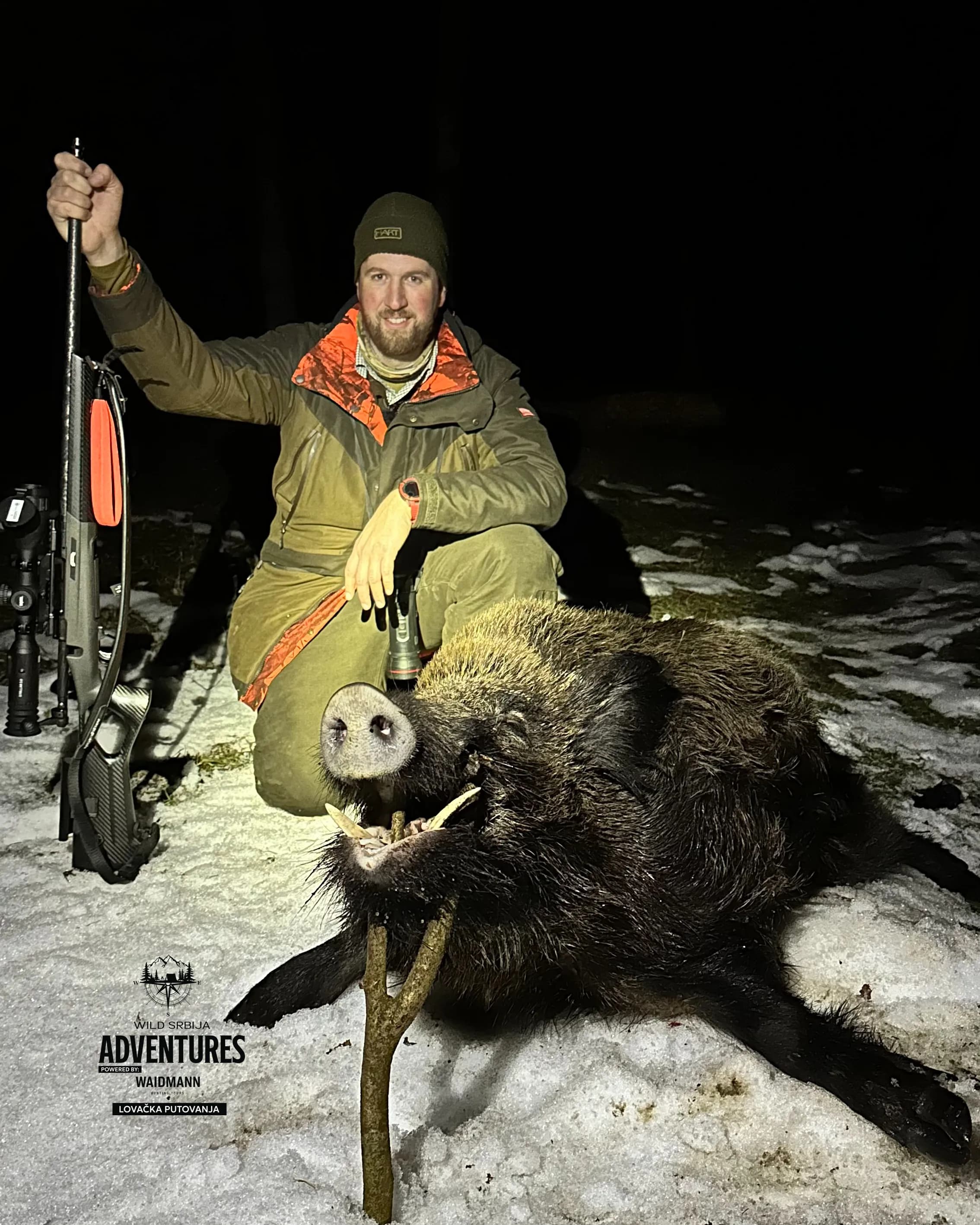 Lov Divljih svinja čekanjem - Hrvatska 
